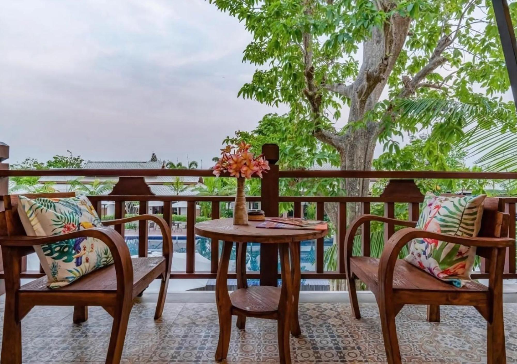 Lanna Deer Resort Chiang Mai Bagian luar foto